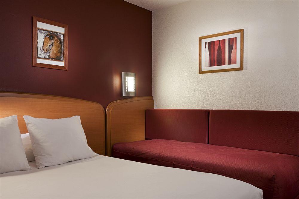 Sky Hotel Goussainville Charles De Gaulle 외부 사진