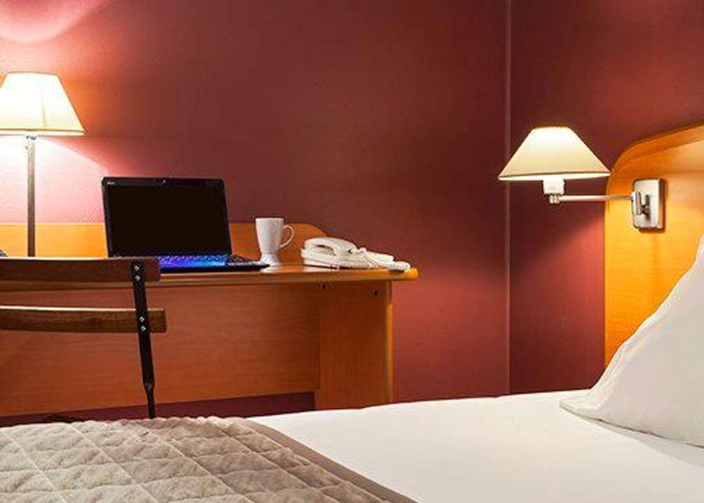 Sky Hotel Goussainville Charles De Gaulle 객실 사진
